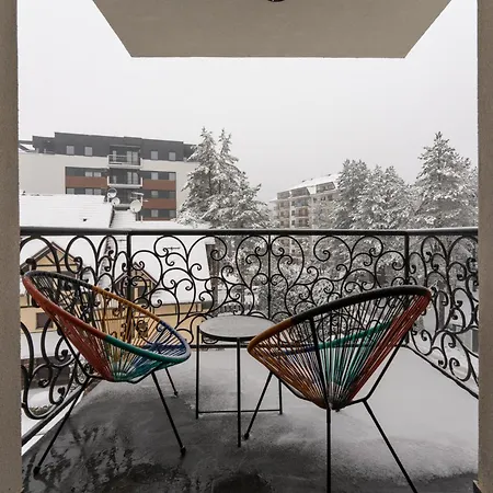 Golden Pine Lux Wellness And Apartment *