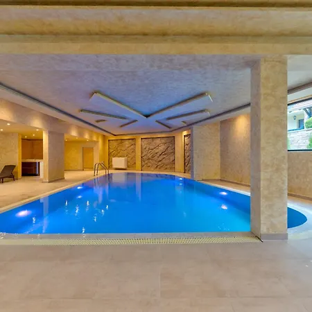 Golden Pine Lux Wellness And * Zlatibor